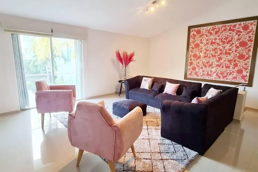 Villa Chloe. Modern 4 Rooms House With Pool Cancun
