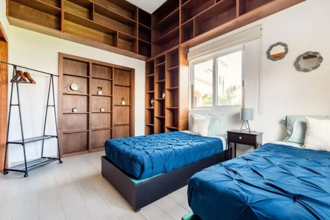 Villa Chloe. Modern 4 Rooms House With Pool Cancun