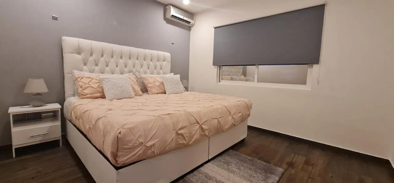 Villa Chloe. Modern 4 Rooms House With Pool Κανκούν